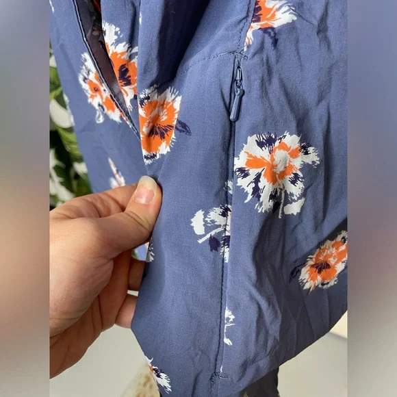 Duluth Women's Flex Sidewinder Long Sleeve Button Down Outdoor Gardener Blouse - Picture 5 of 15